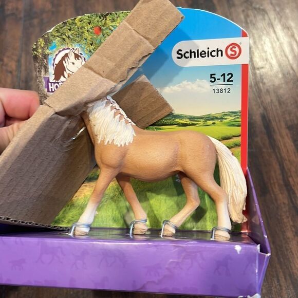 SCHLEICH NEW / Haflinger Mare HORSE W/ Braids 13812 new never played with - Picture 2 of 7